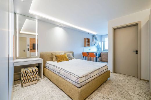 Apartment in Roeser, Canton d'Esch-sur-Alzette