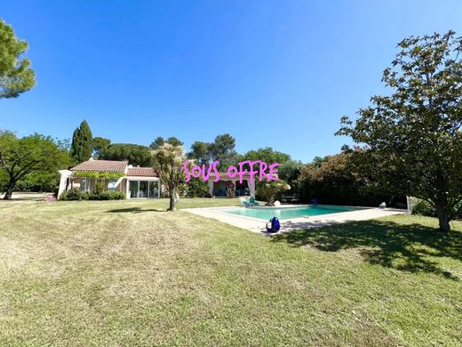 Villa a Brignoles, Var