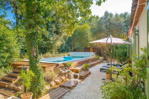 ﻓﻴﻼ ﻓﻲ Roquefort-les-Pins, Alpes-Maritimes