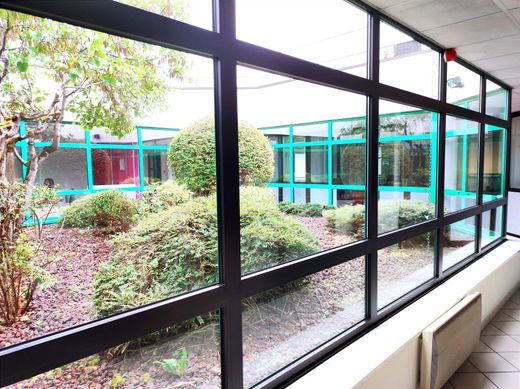 Office in Viriat, Ain