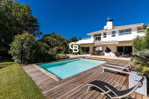 Luxury home in La Teste-de-Buch, Gironde