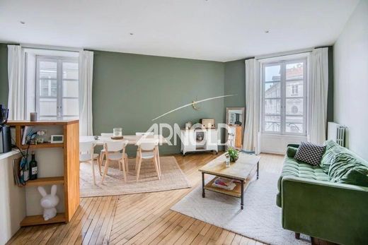 Apartment / Etagenwohnung in Nantes, Loire-Atlantique