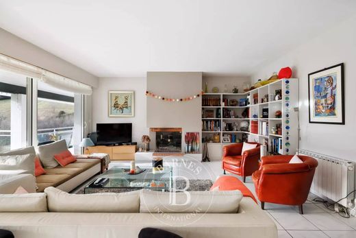 Luxury home in Urrugne, Pyrénées-Atlantiques