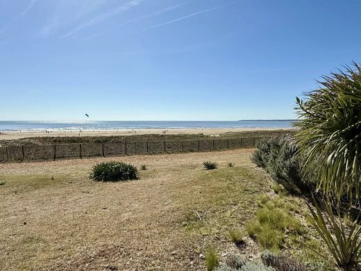 Участок, Saint-Brévin-l'Océan, Loire-Atlantique