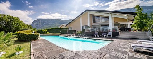 Luxury home in Archamps, Haute-Savoie