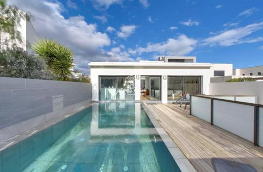 Luxus-Haus in Villeneuve-de-la-Raho, Pyrénées-Orientales