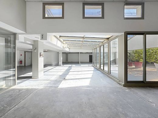 プロヴァン-スオペラ、グラン・ブルヴァール, Parisのアパートメント