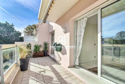 Apartment / Etagenwohnung in Arcachon, Gironde