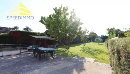 Casa de luxo - Villecresnes, Val-de-Marne