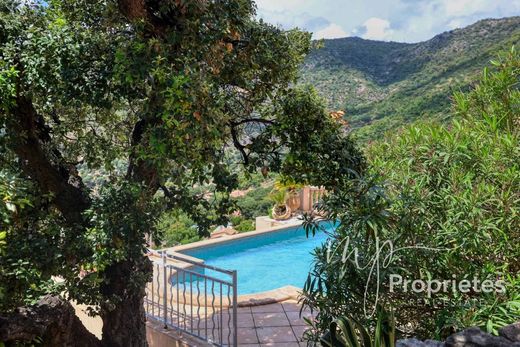 Luxury home in Le Lavandou, Var