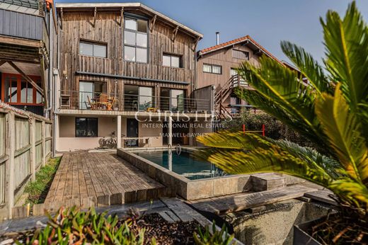 Luxury home in La Teste-de-Buch, Gironde