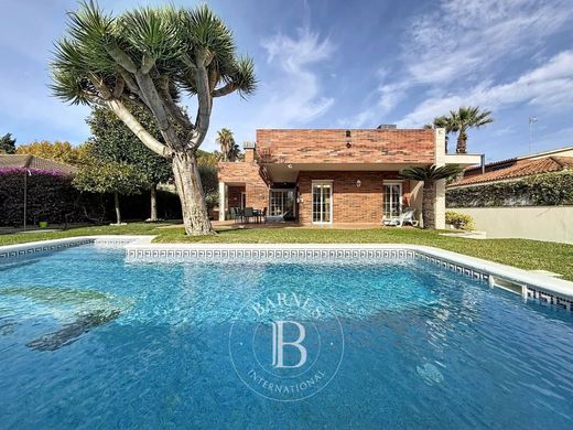Casa de lujo en Sant Vicenç de Montalt, Provincia de Barcelona