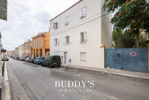 Residential complexes in Marseille, Bouches-du-Rhône