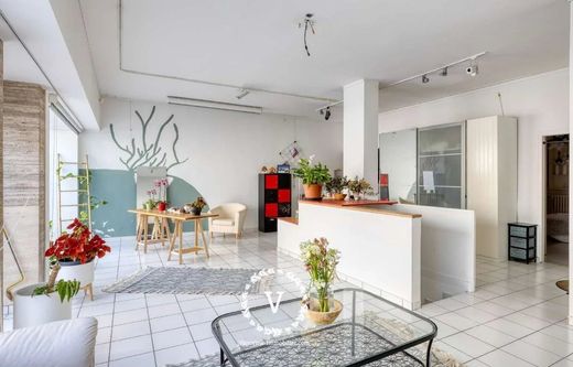 Apartment in Belleville, Père-Lachaise, Ménilmontant, Paris