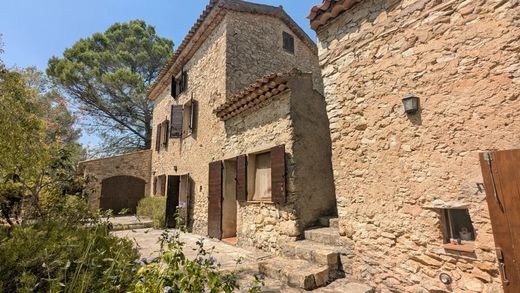 别墅  Entrecasteaux, Var