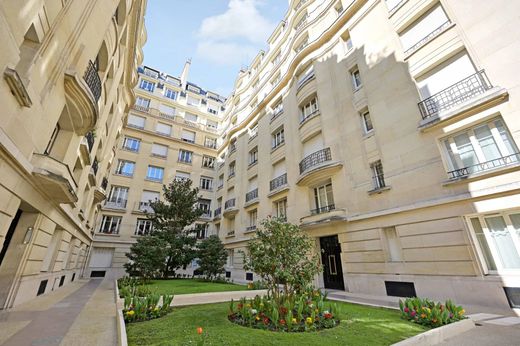 Daire La Muette, Auteuil, Porte Dauphine, Paris