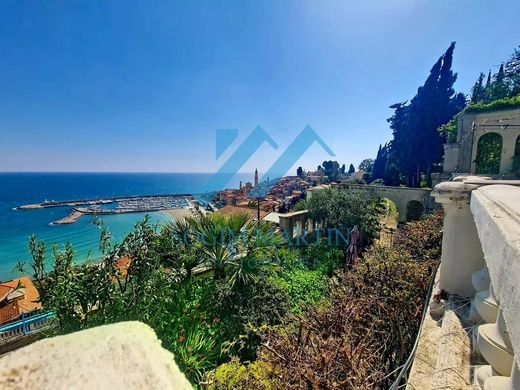 Villa in Menton, Alpes-Maritimes