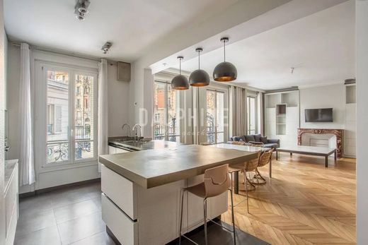Apartament w Monceau, Courcelles, Ternes, Paris
