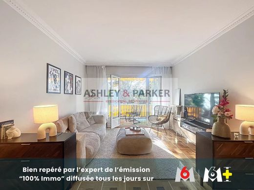 ニース, Alpes-Maritimesのアパートメント