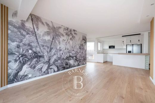 Apartment in Le Chesnay, Yvelines