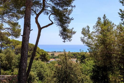 Cagnes-sur-Mer, Alpes-Maritimesのヴィラ