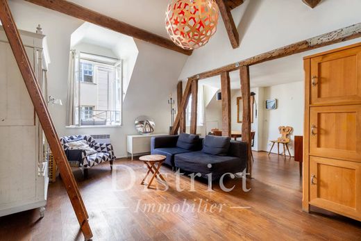Apartment in Temple, Rambuteau – Francs Bourgeois, Réaumur, Paris