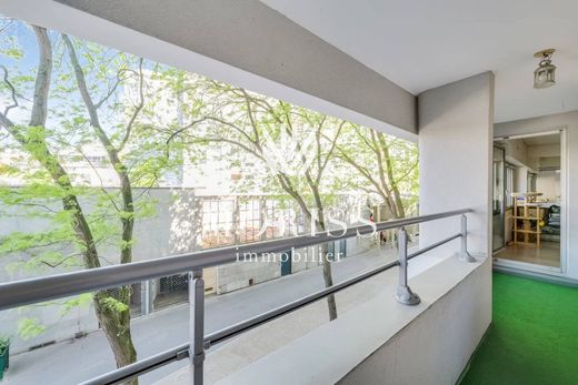 Piso / Apartamento en Buttes-Chaumont, Villette, Bas Belleville, Paris