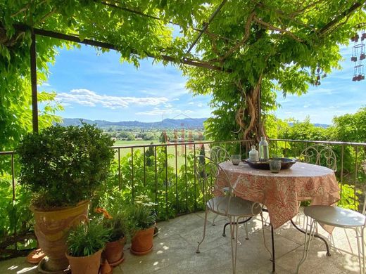 Luxury home in Cadenet, Vaucluse