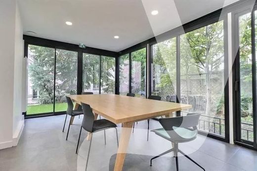 Office in Saint-Mandé, Val-de-Marne