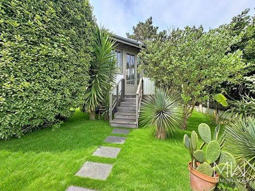 Villa in Cap Ferret, Gironde