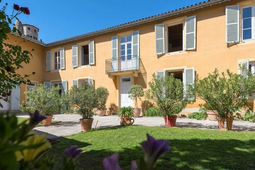 Luxury home in Charly, Rhône