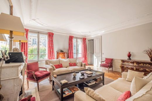 Apartment / Etagenwohnung in Champs-Elysées, Madeleine, Triangle d’or, Paris