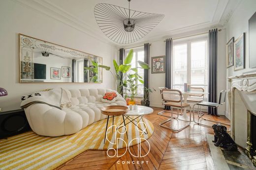 Apartment in Provence-Opéra – Grands Boulevards, Paris