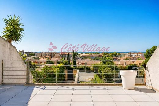 Luxury home in Gruissan, Aude