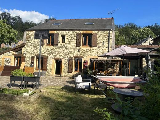Luxe woning in Montcy-Notre-Dame, Ardennes