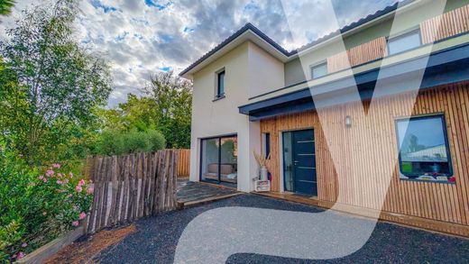 Luxury home in La Teste-de-Buch, Gironde