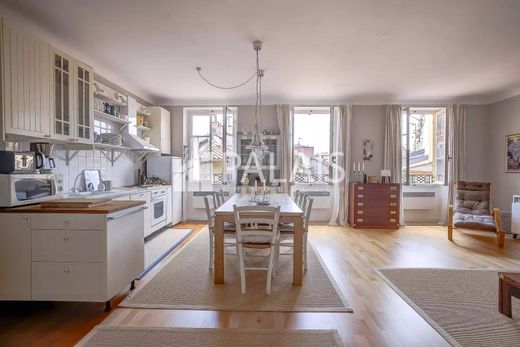 Apartment / Etagenwohnung in Nizza, Alpes-Maritimes