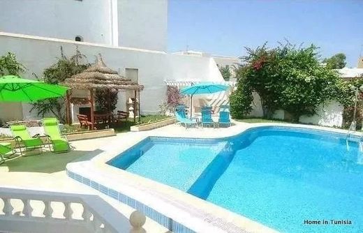 Luxe woning in Akouda, Gouvernorat de Sousse