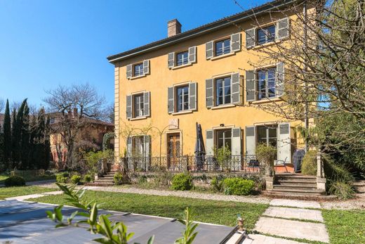 Luxury home in Écully, Rhône