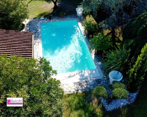 Villa in Cugnaux, Upper Garonne