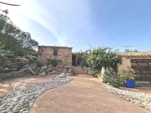 Casa rural / Casa de pueblo en Bonifacio, Córcega del Sur