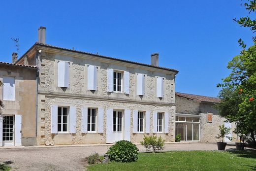 Boerderij in Villegouge, Gironde