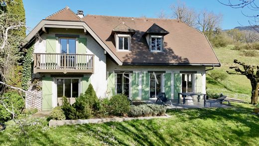 호화 저택 / Seynod, Haute-Savoie