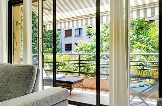 Appartement à Neuilly-sur-Seine, Hauts-de-Seine