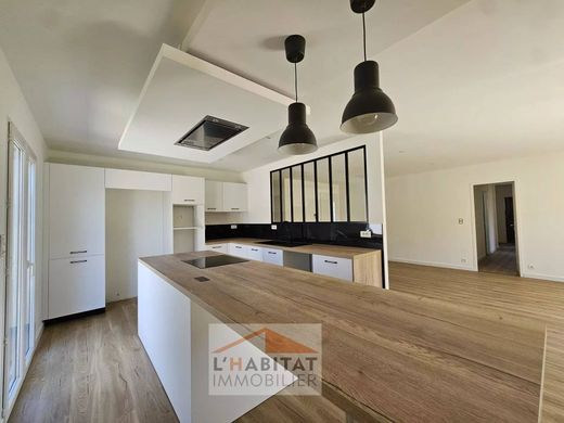 호화 저택 / Pibrac, Upper Garonne