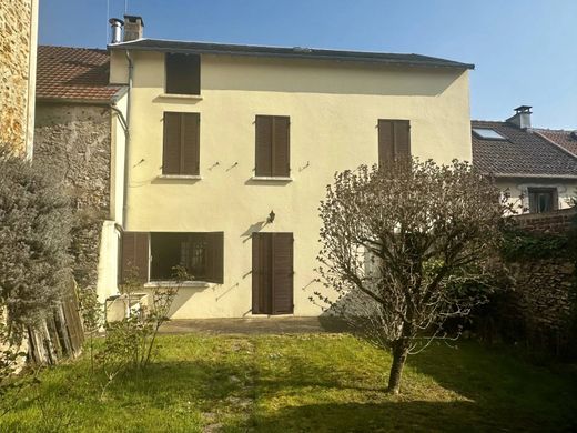 Luxury home in Vauhallan, Essonne