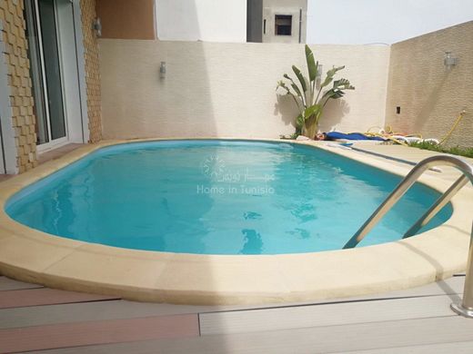 Вилла, Harqalah