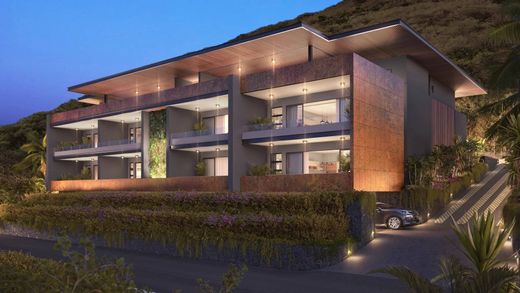 Apartment / Etagenwohnung in Tamarin, Black River District