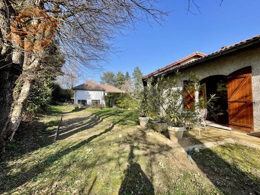Luxury home in Dardilly, Rhône