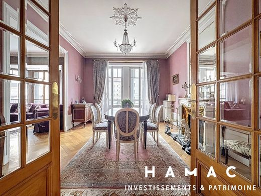 Apartment in Lyon, Rhône